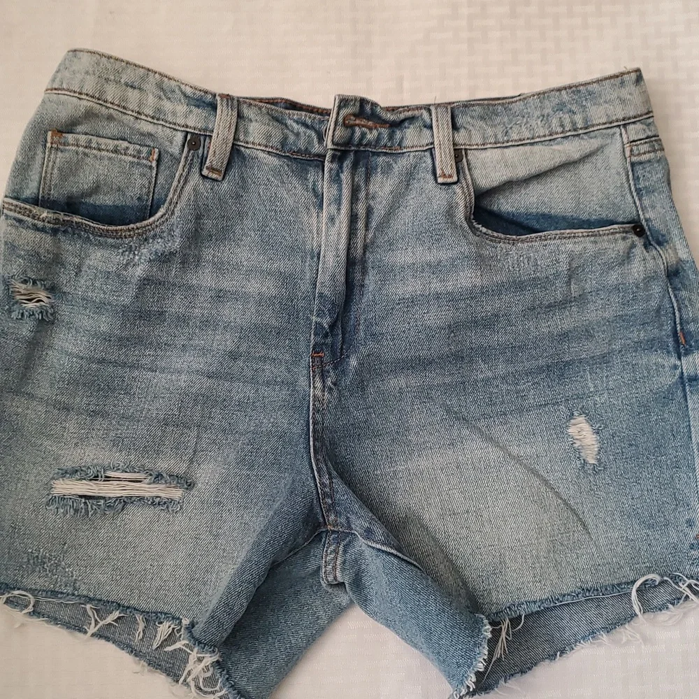 Blank NYC Bahama Mama jean short size 30 - Picture 13 of 14